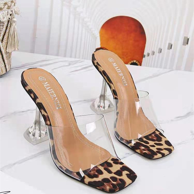 Sierlijke Orthopedische Sandalen voor Moderne Look