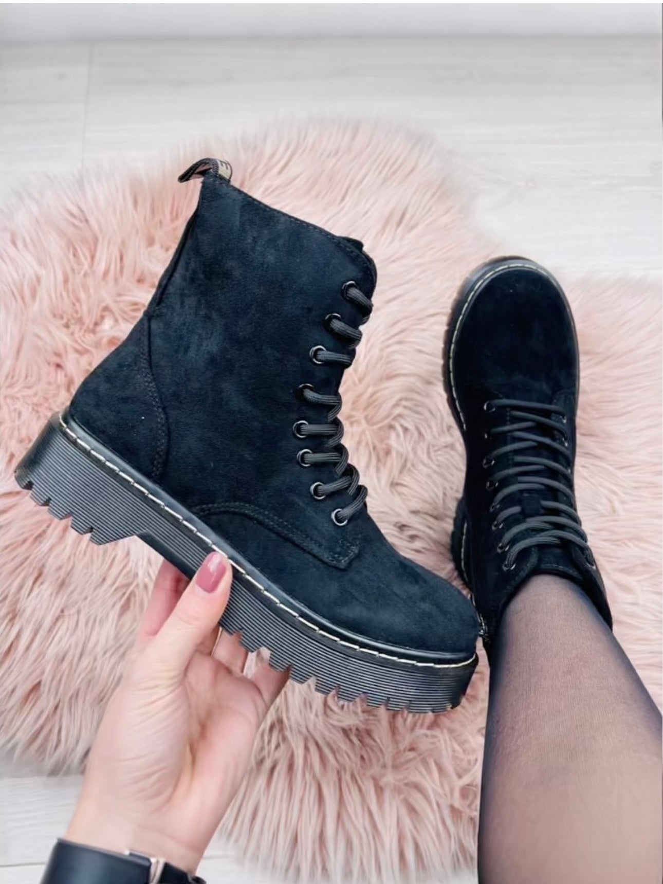 Valeria® | Black suede boots