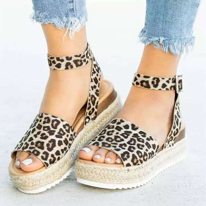 Chique Orthopedische Sandalen met Uniek Ontwerp