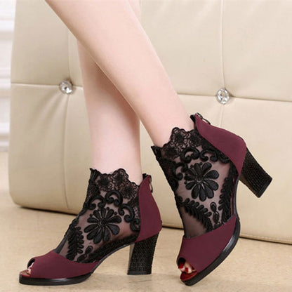 Chique Orthopedische Sandalen met Uniek Ontwerp