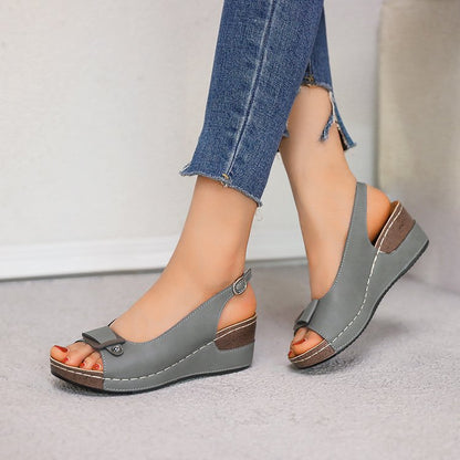 Sierlijke Orthopedische Sandalen voor Moderne Look