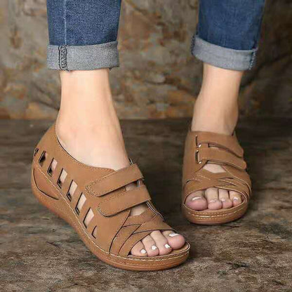 Chique Orthopedische Sandalen met Uniek Ontwerp