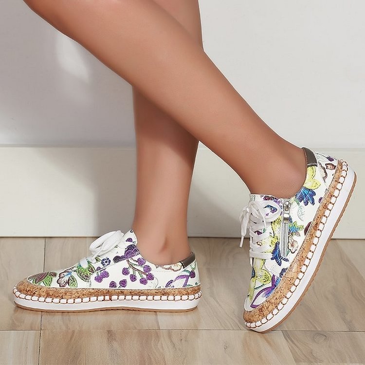 Gemakkelijke trainers met bloemen