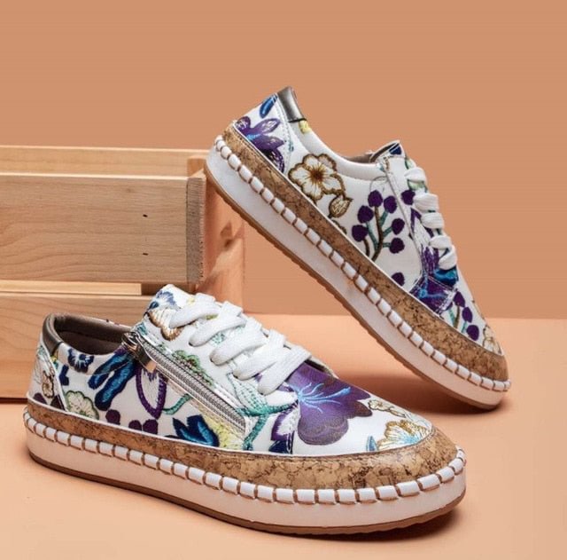 Gemakkelijke trainers met bloemen