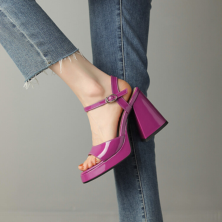 Sierlijke Orthopedische Sandalen voor Moderne Look