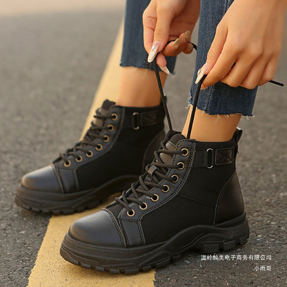 Sierlijke Orthopedische Sneakers voor Moderne Look
