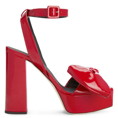 Sierlijke Orthopedische Sandalen voor Moderne Look