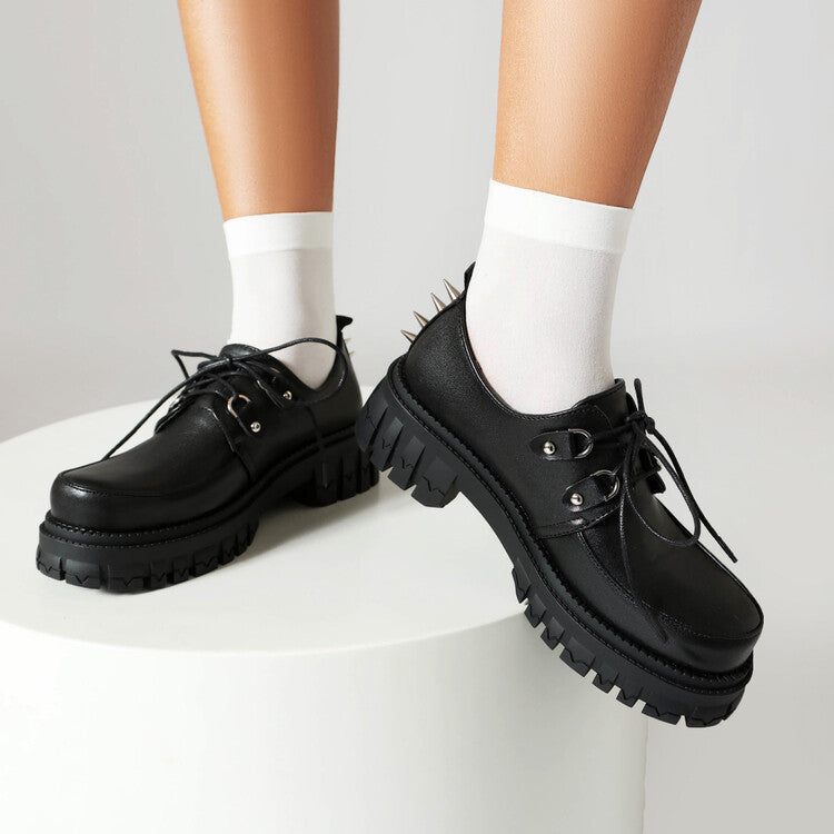Chique Orthopedische Schoenen met Uniek Ontwerp