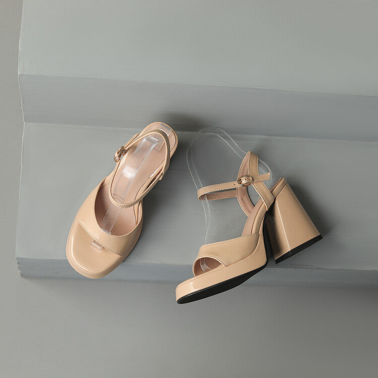 Sierlijke Orthopedische Sandalen voor Moderne Look