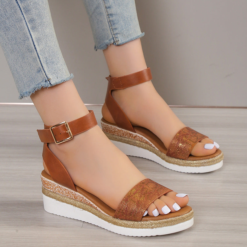 Chique Orthopedische Sandalen met Uniek Ontwerp