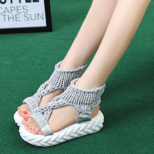 Sierlijke Orthopedische Sandalen voor Moderne Look