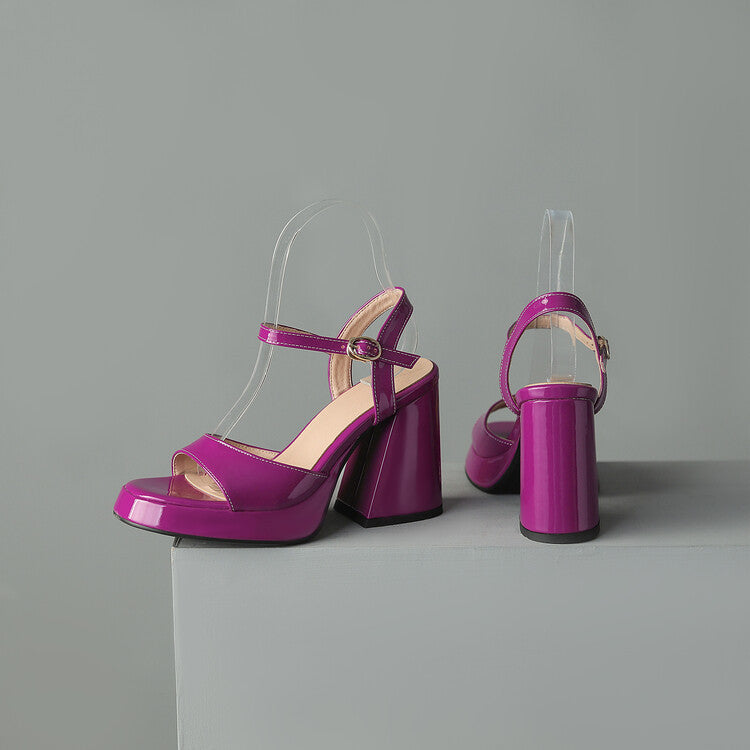 Sierlijke Orthopedische Sandalen voor Moderne Look