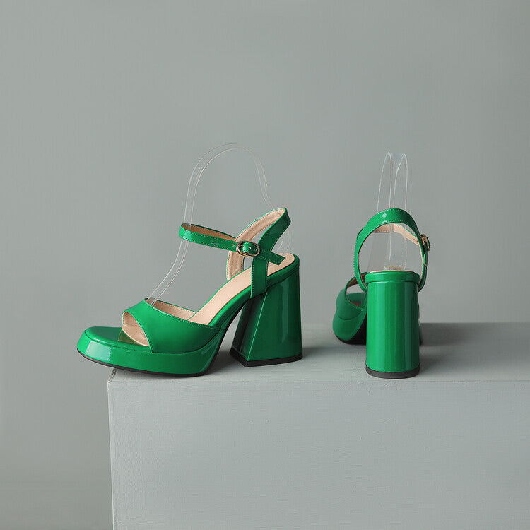 Sierlijke Orthopedische Sandalen voor Moderne Look