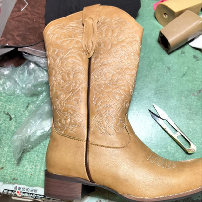 Sierlijke Orthopedische Laarzen voor Moderne Look