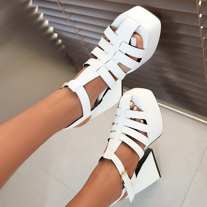 Sierlijke Orthopedische Sandalen voor Moderne Look