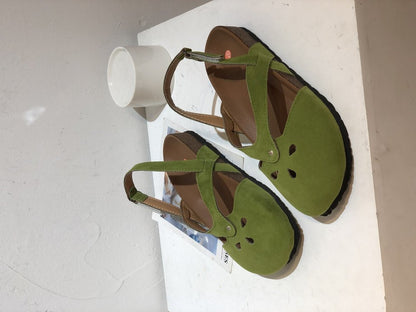 Prachtig Vervaardigde Orthopedische Sandalen