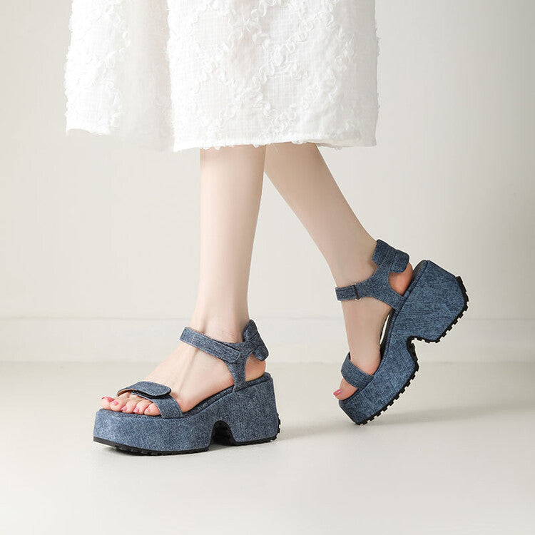 Prachtig Vervaardigde Orthopedische Sandalen