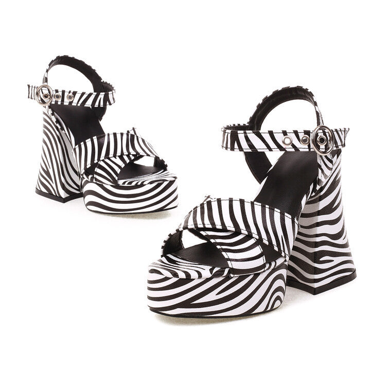 Sierlijke Orthopedische Sandalen voor Moderne Look