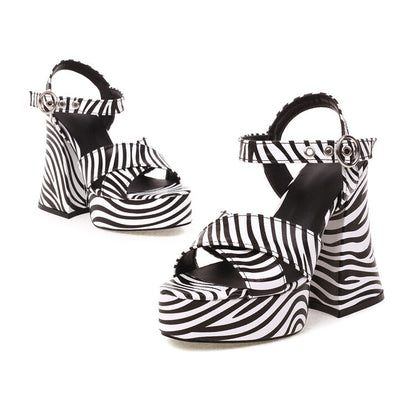 Sierlijke Orthopedische Sandalen voor Moderne Look