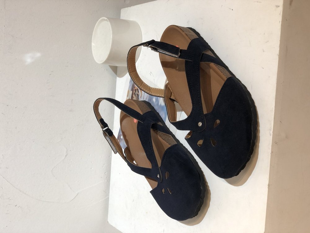 Prachtig Vervaardigde Orthopedische Sandalen