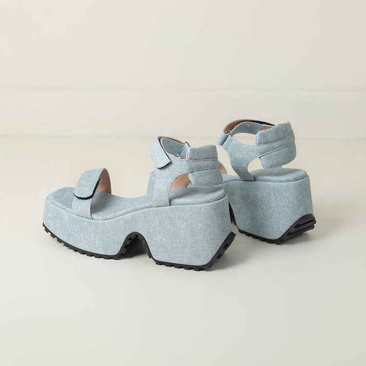Prachtig Vervaardigde Orthopedische Sandalen