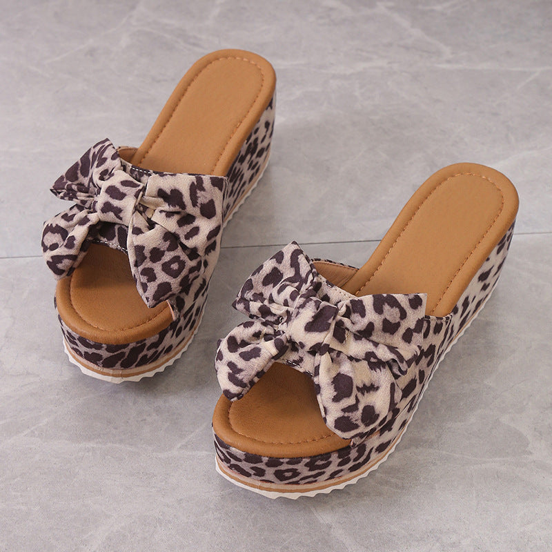 Chique Orthopedische Sandalen met Uniek Ontwerp