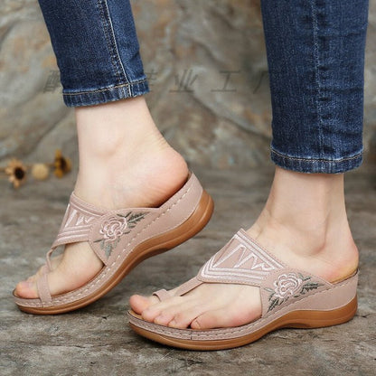 Sierlijke Orthopedische Sandalen voor Moderne Look