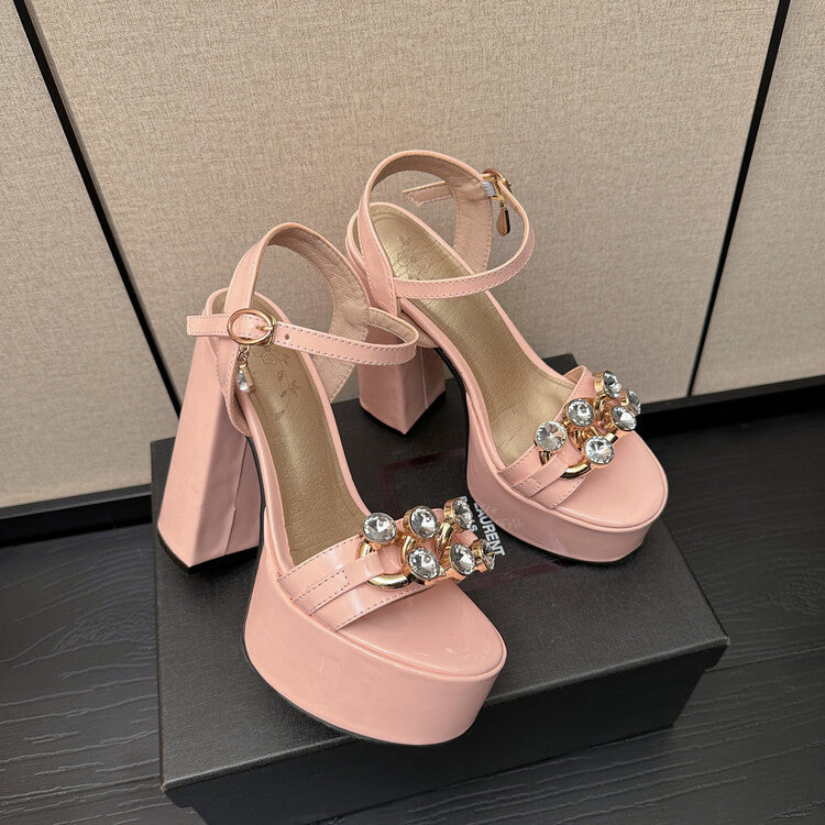 Chique Orthopedische Sandalen met Uniek Ontwerp