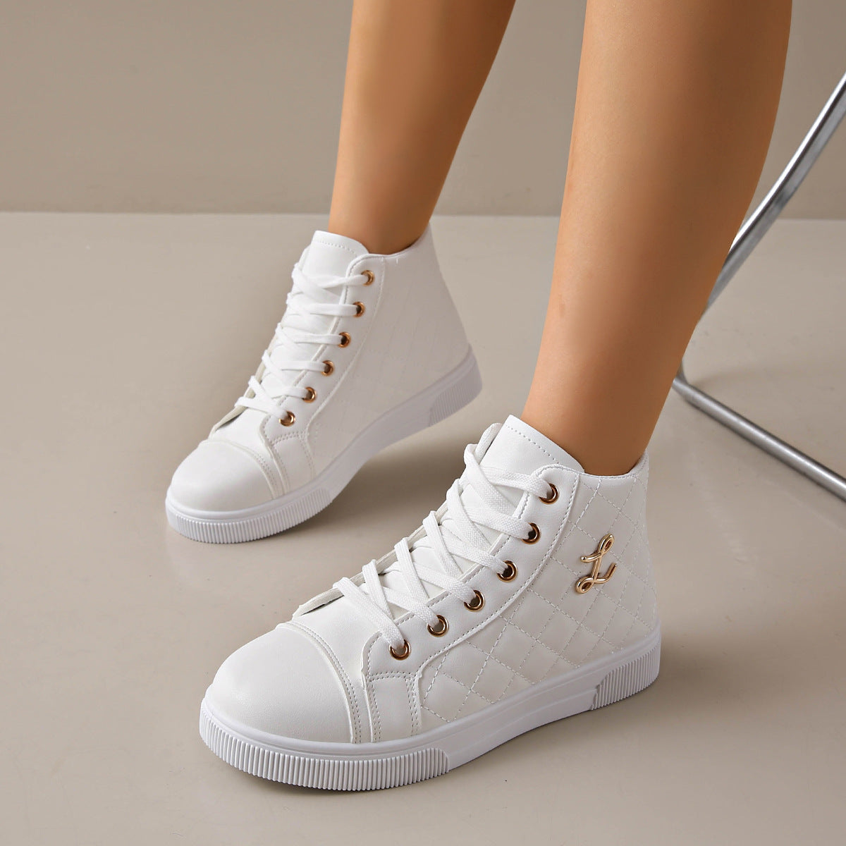 Sierlijke Orthopedische Sneakers voor Moderne Look