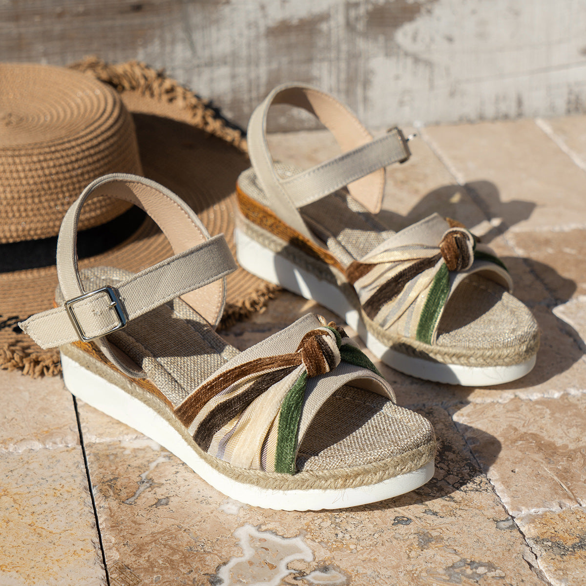 Sierlijke Orthopedische Sandalen voor Moderne Look