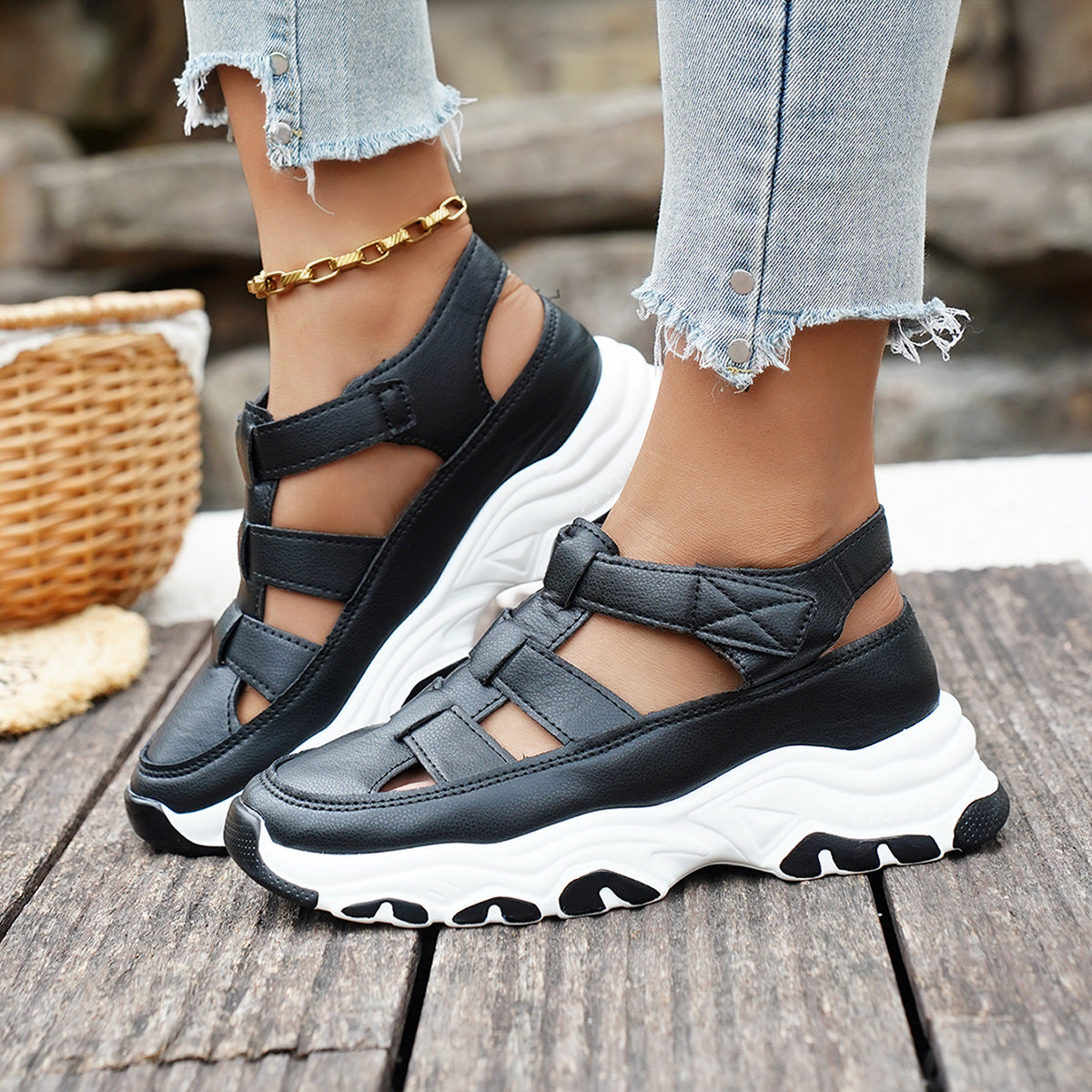 Prachtig Vervaardigde Orthopedische Sandalen