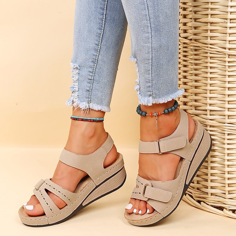 Stijlvolle Orthopedische Sandalen voor Elke Gelegenheid