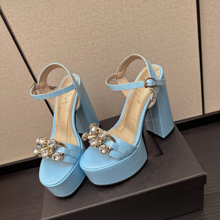 Chique Orthopedische Sandalen met Uniek Ontwerp