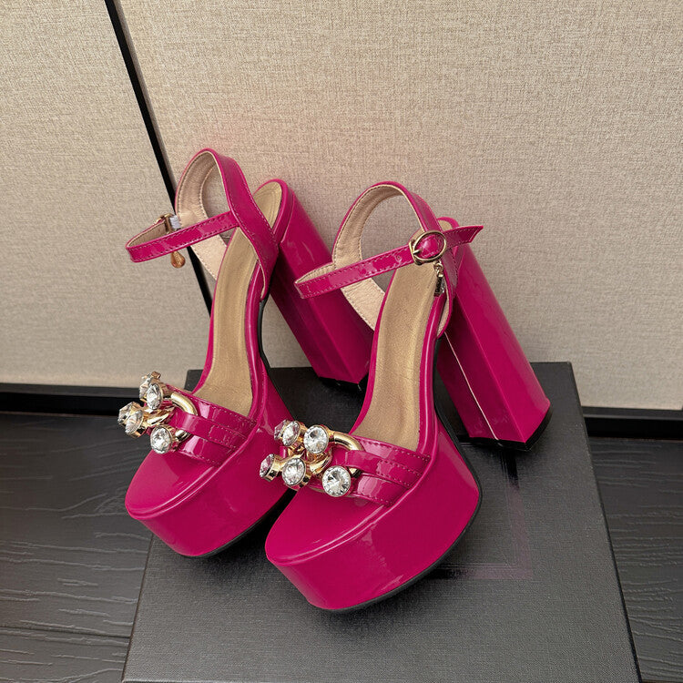 Chique Orthopedische Sandalen met Uniek Ontwerp