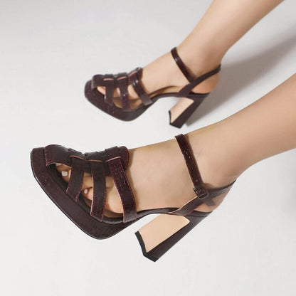 Sierlijke Orthopedische Sandalen voor Moderne Look