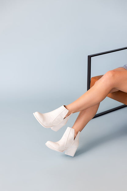 Stijlvolle Orthopedische Laarzen voor Elke Gelegenheid