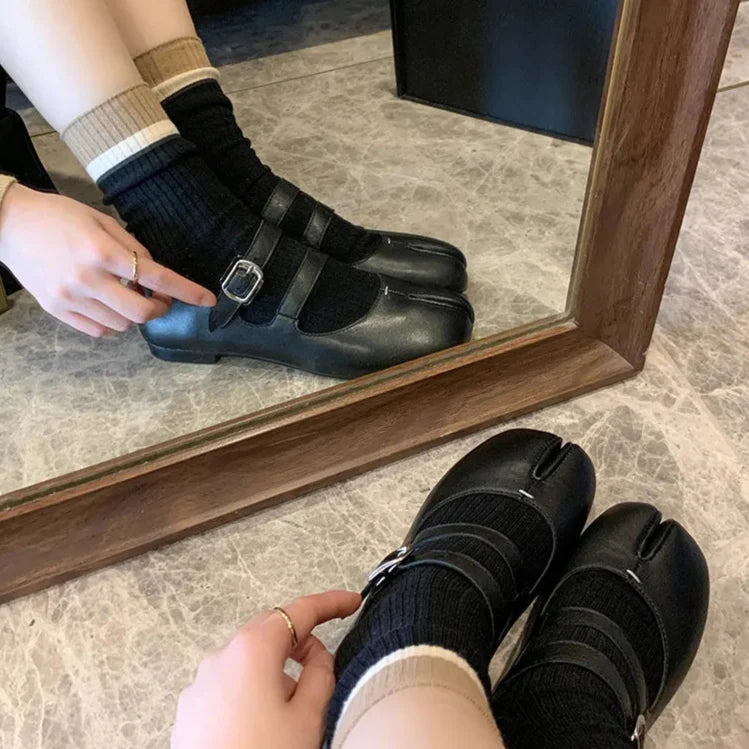 Leren Split Toe Flats