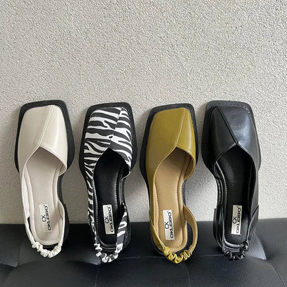Op maat gemaakte en comfortabele orthopedische sandalen voor de zomer
