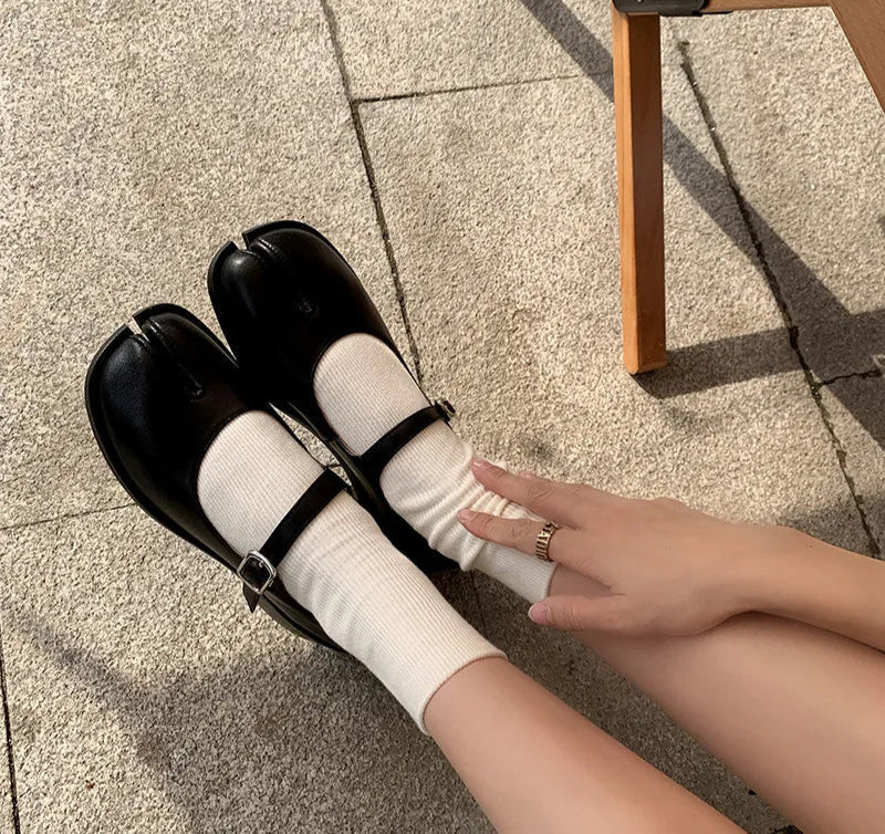 Leren Split Toe Flats