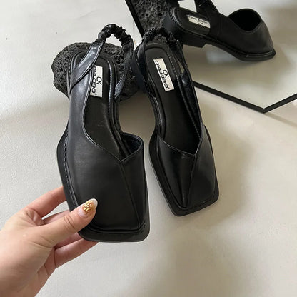 Op maat gemaakte en comfortabele orthopedische sandalen voor de zomer