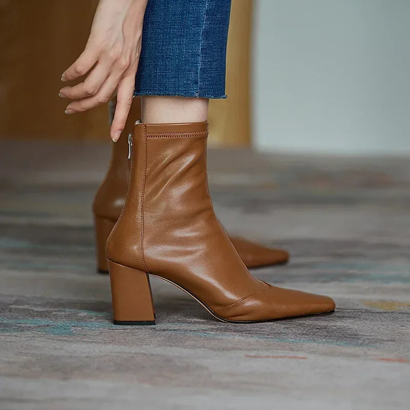 Sierlijke Orthopedische Laarzen voor Moderne Look