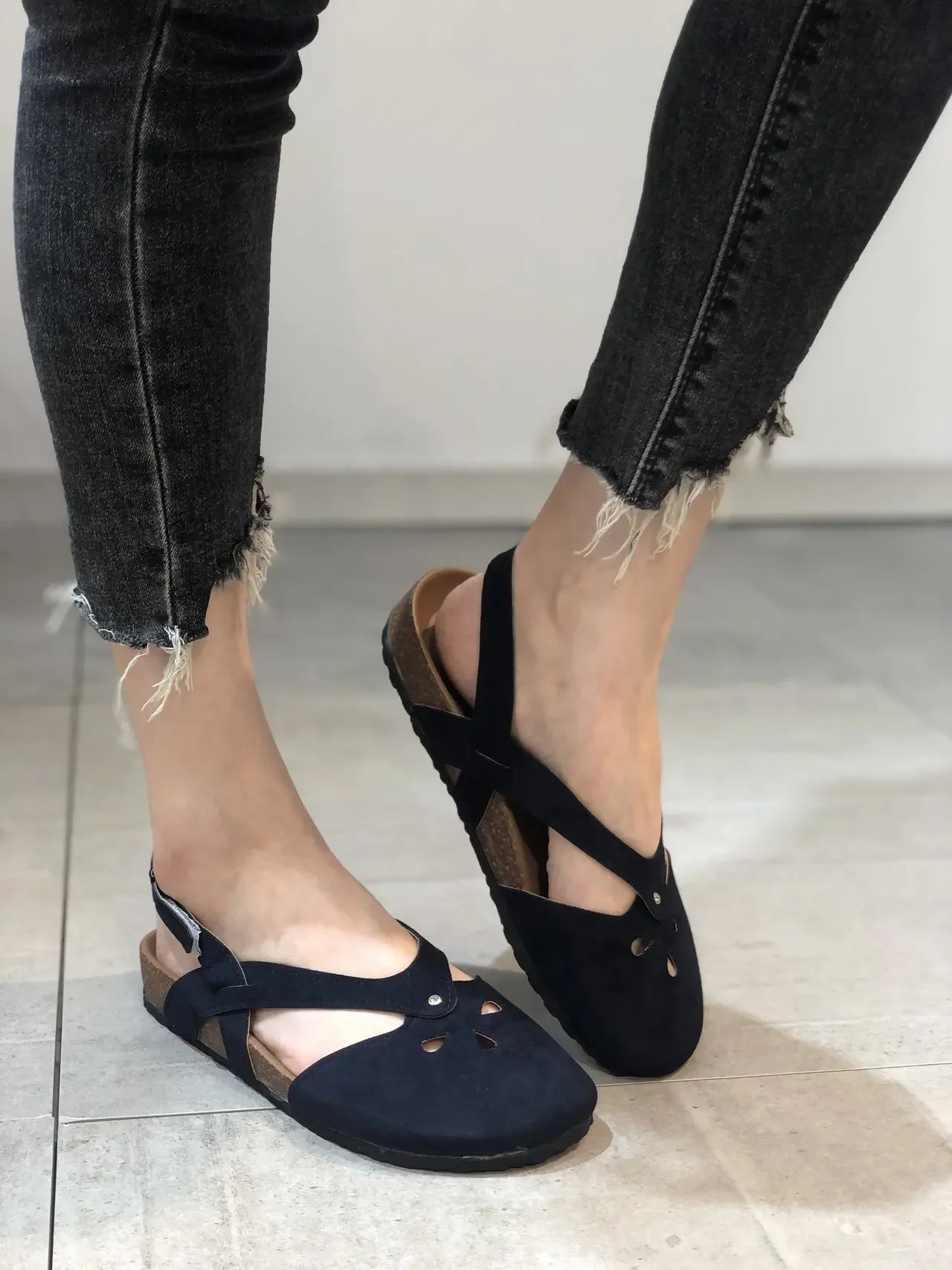 Strakke en ondersteunende orthopedische Sandalen