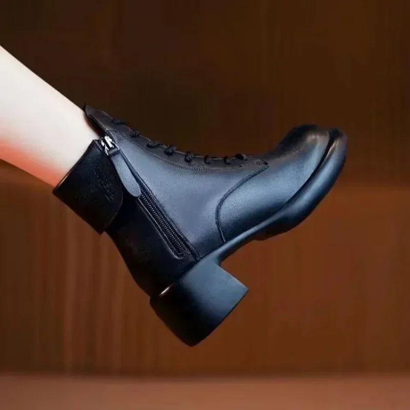 Klassieke Orthopedische Laarzen met Tijdloze Stijl