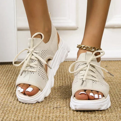 Strakke en ondersteunende orthopedische Sandalen