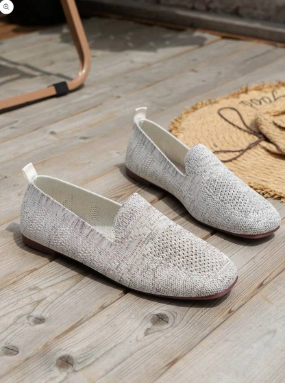 Platte damesschoenen van ademend netmateriaal