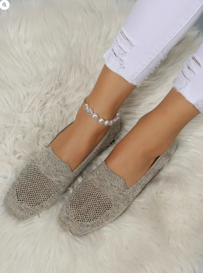 Platte damesschoenen van ademend netmateriaal