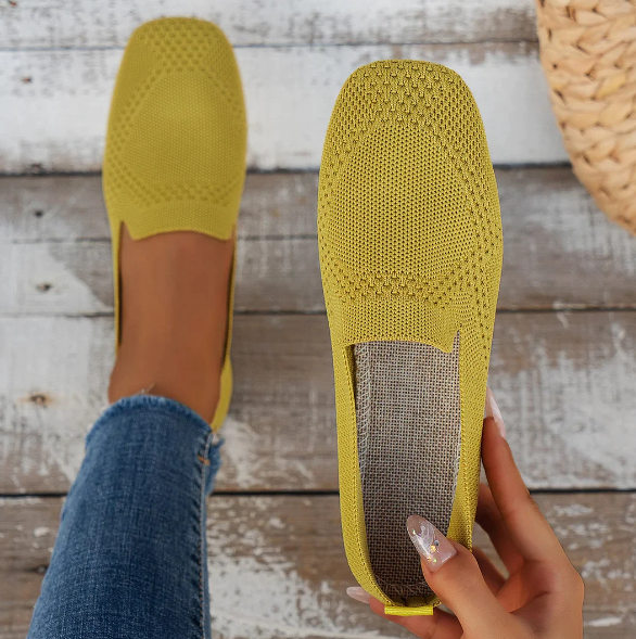 Platte damesschoenen van ademend netmateriaal