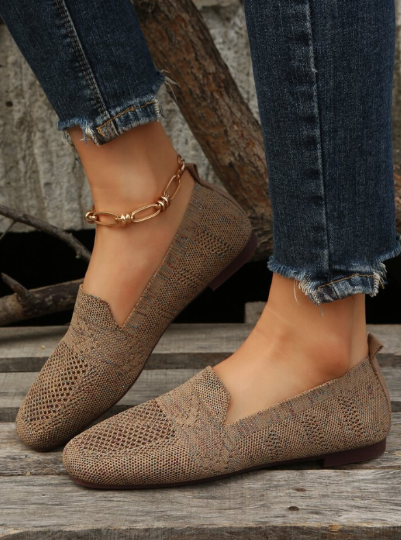 Platte damesschoenen van ademend netmateriaal