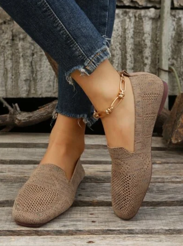 Platte damesschoenen van ademend netmateriaal