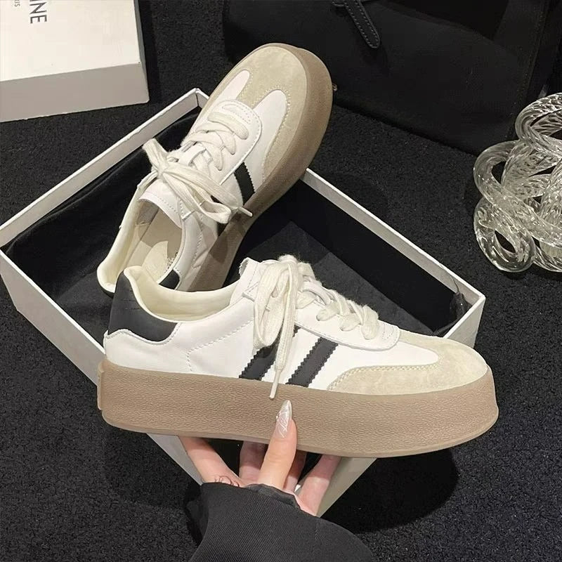 Op maat gemaakte en comfortabele orthopedische Sneakers